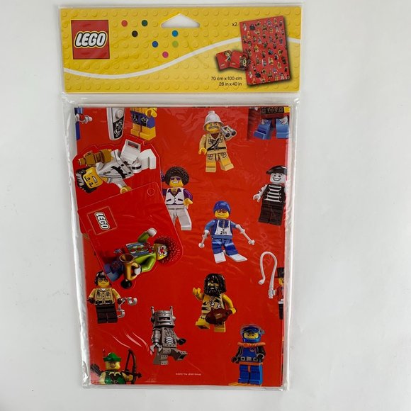 LEGO Bundle Minifig Sticker Book, Wrapping Paper, 30580 Santa Claus Skiing New - Picture 3 of 15